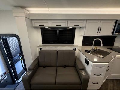 2026 Jayco Seneca - Photo 14