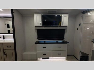 2026 Jayco Pinnacle - Photo 25