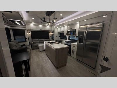 2026 Jayco Pinnacle - Photo 22