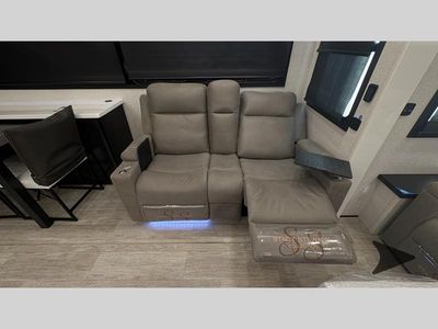 2026 Jayco Pinnacle - Photo 70