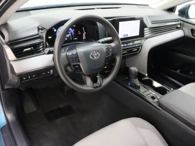 2025 Toyota Camry FWD - Photo 13