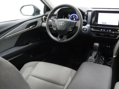 2025 Toyota Camry FWD - Photo 29