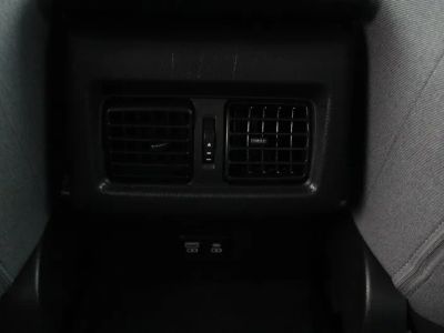 2025 Toyota Camry FWD - Photo 27