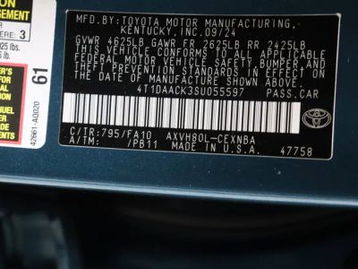 2025 Toyota Camry FWD - Photo 39