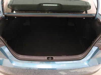 2025 Toyota Camry FWD - Photo 30