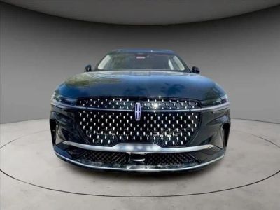 2024 Lincoln Nautilus — side profile view
