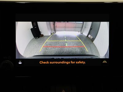 2025 Toyota RAV4 FWD - Photo 21