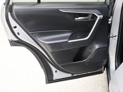 2025 Toyota RAV4 FWD - Photo 26