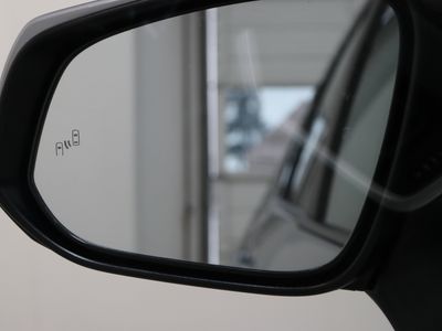 2025 Toyota RAV4 FWD - Photo 22