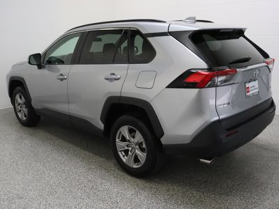 2025 Toyota RAV4 FWD - Photo 9
