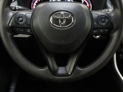 2025 Toyota RAV4 FWD - Photo 24