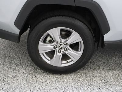 2025 Toyota RAV4 FWD - Photo 6