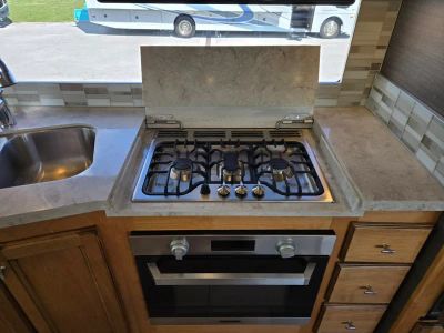2021 Tiffin ALLEGRO - Photo 6