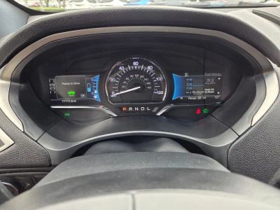 2019 Lincoln MKZ Hybrid — photo 18 view