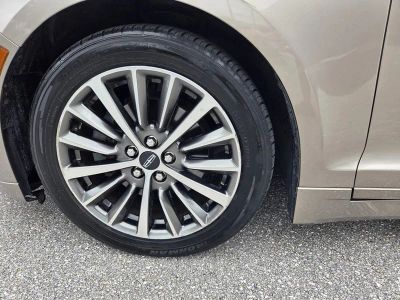 2019 Lincoln MKZ Hybrid — photo 10 view