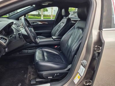 2019 Lincoln MKZ Hybrid — photo 12 view