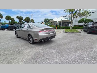 2019 Lincoln MKZ Hybrid — photo 45 view