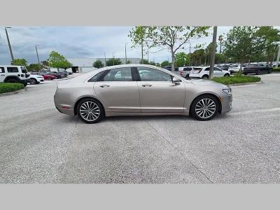 2019 Lincoln MKZ Hybrid — photo 35 view