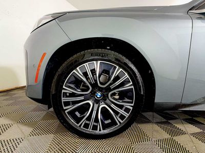 2025 BMW X3 30 xDrive — photo 8 view