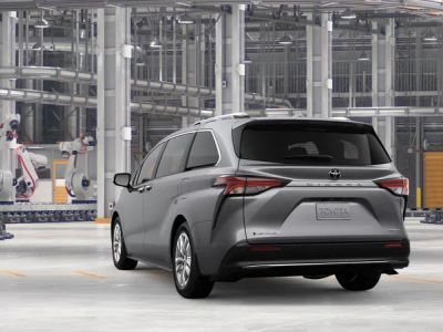 2026 Toyota Sienna - Photo 9