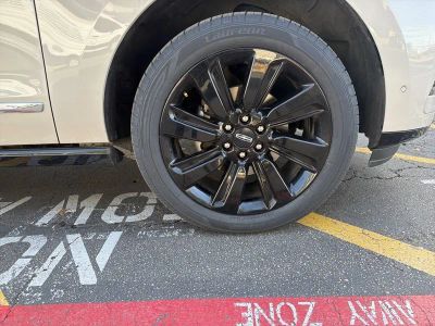 2023 Lincoln Navigator L - Photo 9