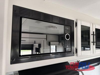 2023 CrossRoads RV Volante - Photo 10