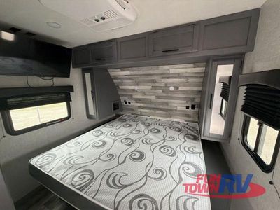 2023 CrossRoads RV Volante - Photo 17