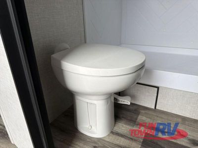 2023 CrossRoads RV Volante - Photo 21