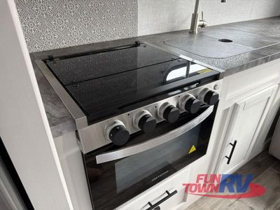 2023 CrossRoads RV Volante - Photo 11