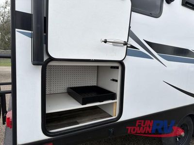2023 CrossRoads RV Volante - Photo 24