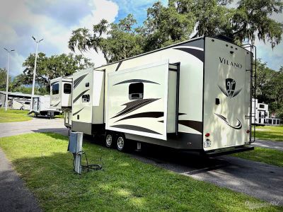 2019 Vanleigh Vilano — rear three-quarter view