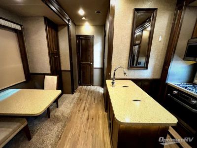 2019 Vanleigh Vilano — interior view