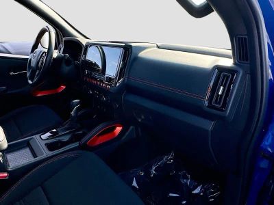 2025 Nissan Frontier — photo 26 view