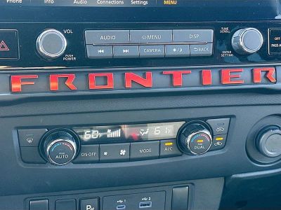 2025 Nissan Frontier — photo 15 view