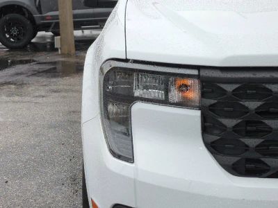2026 Ford Maverick — photo 10 view