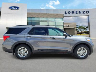 2022 Ford Explorer — interior view