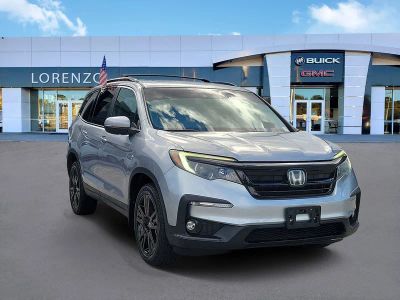 2021 Honda Pilot — rear three-quarter view