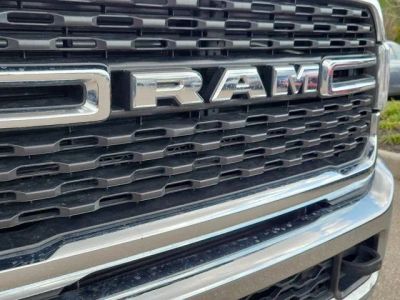 2024 Ram 2500 — photo 7 view