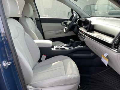 2026 Kia Sorento - Photo 15