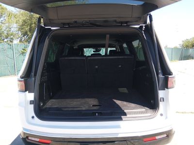 2024 Jeep Wagoneer L - Photo 11