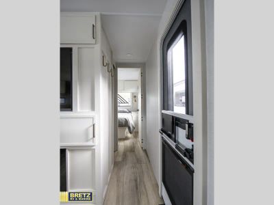 2026 Brinkley Model I - Photo 20