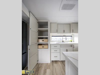 2026 Brinkley Model I - Photo 16