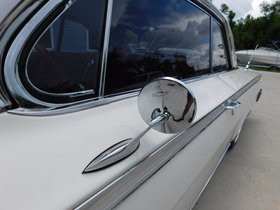 1962 Chevrolet Impala SS - Photo 25