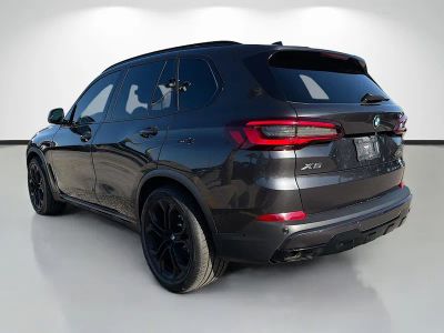 2023 BMW X5 — detail view