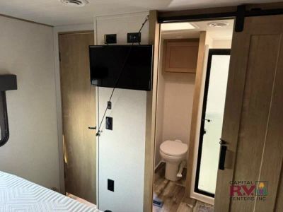 2022 Keystone RV Raptor — photo 7 view