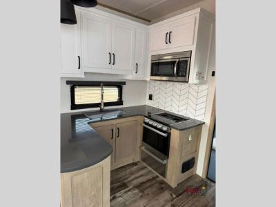 2022 Keystone RV Raptor — photo 27 view