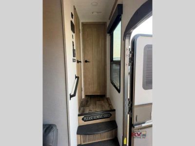 2022 Keystone RV Raptor — photo 15 view