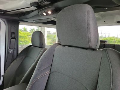 2026 Jeep Wrangler — photo 10 view