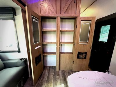 2023 Forest River Cherokee Arctic Wolf Suite - Photo 19