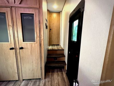2023 Forest River Cherokee Arctic Wolf Suite - Photo 18